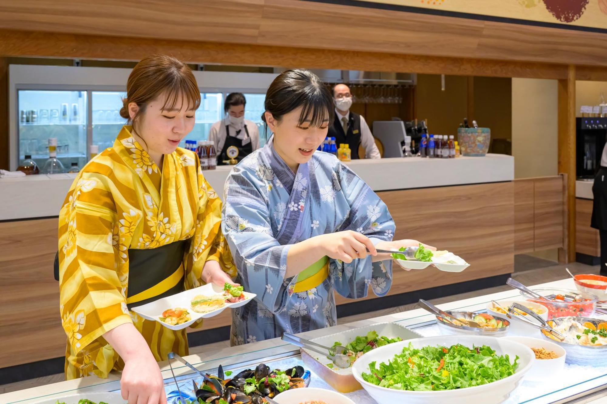 Senkeien Tsukioka Hotel Kaminojama Kültér fotó