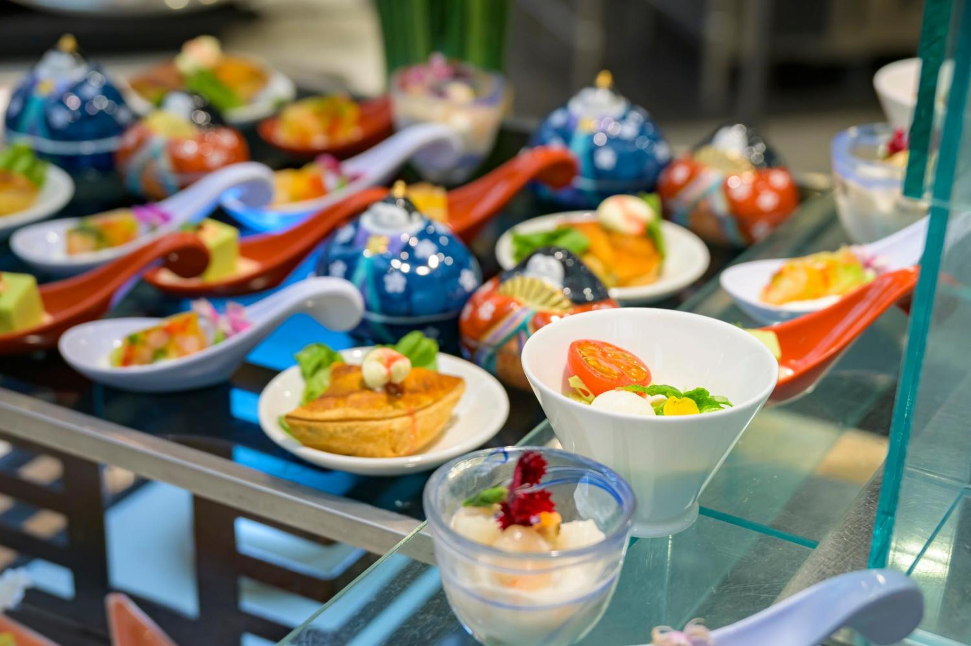 Senkeien Tsukioka Hotel Kaminojama Kültér fotó