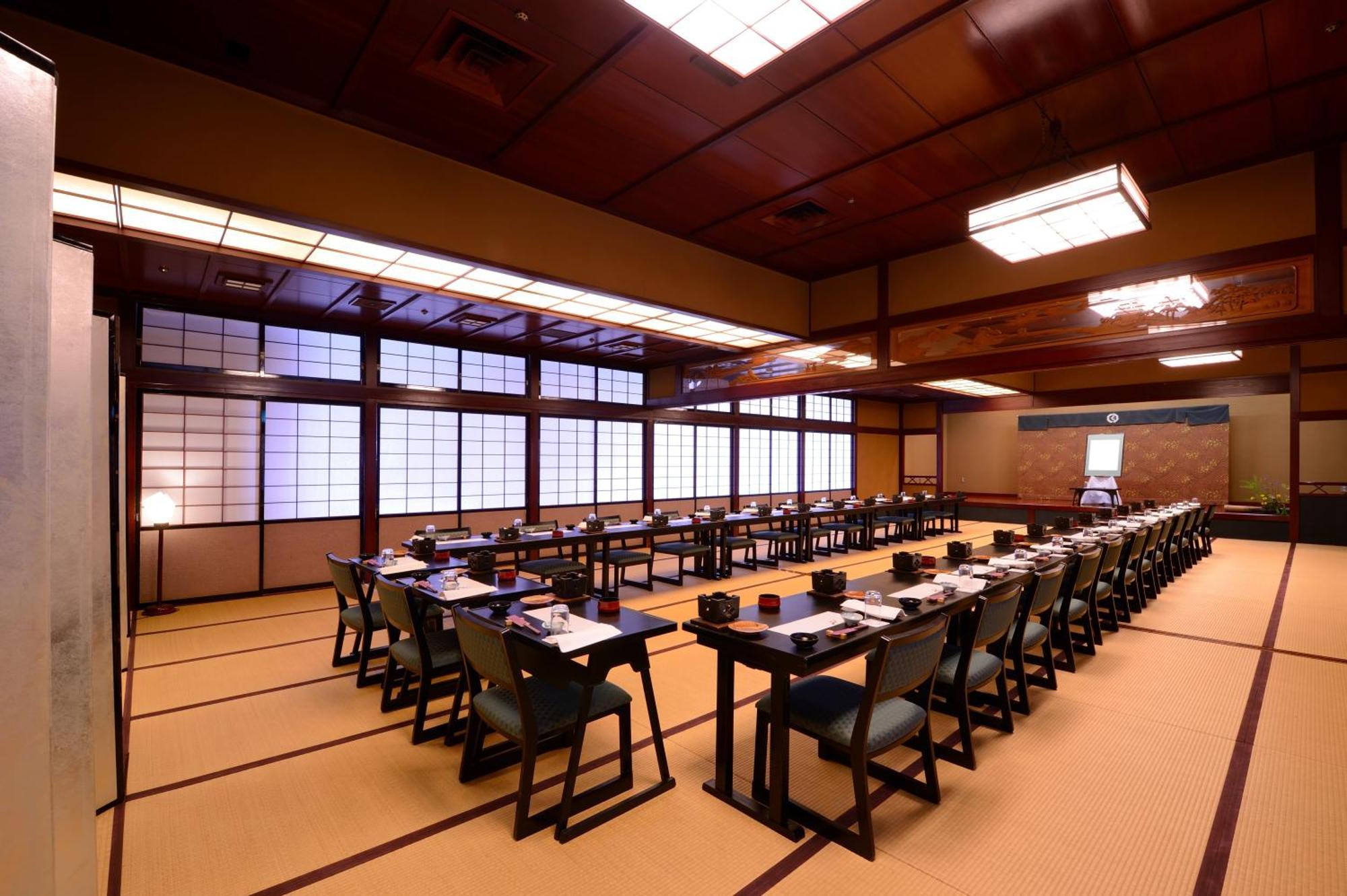 Senkeien Tsukioka Hotel Kaminojama Kültér fotó