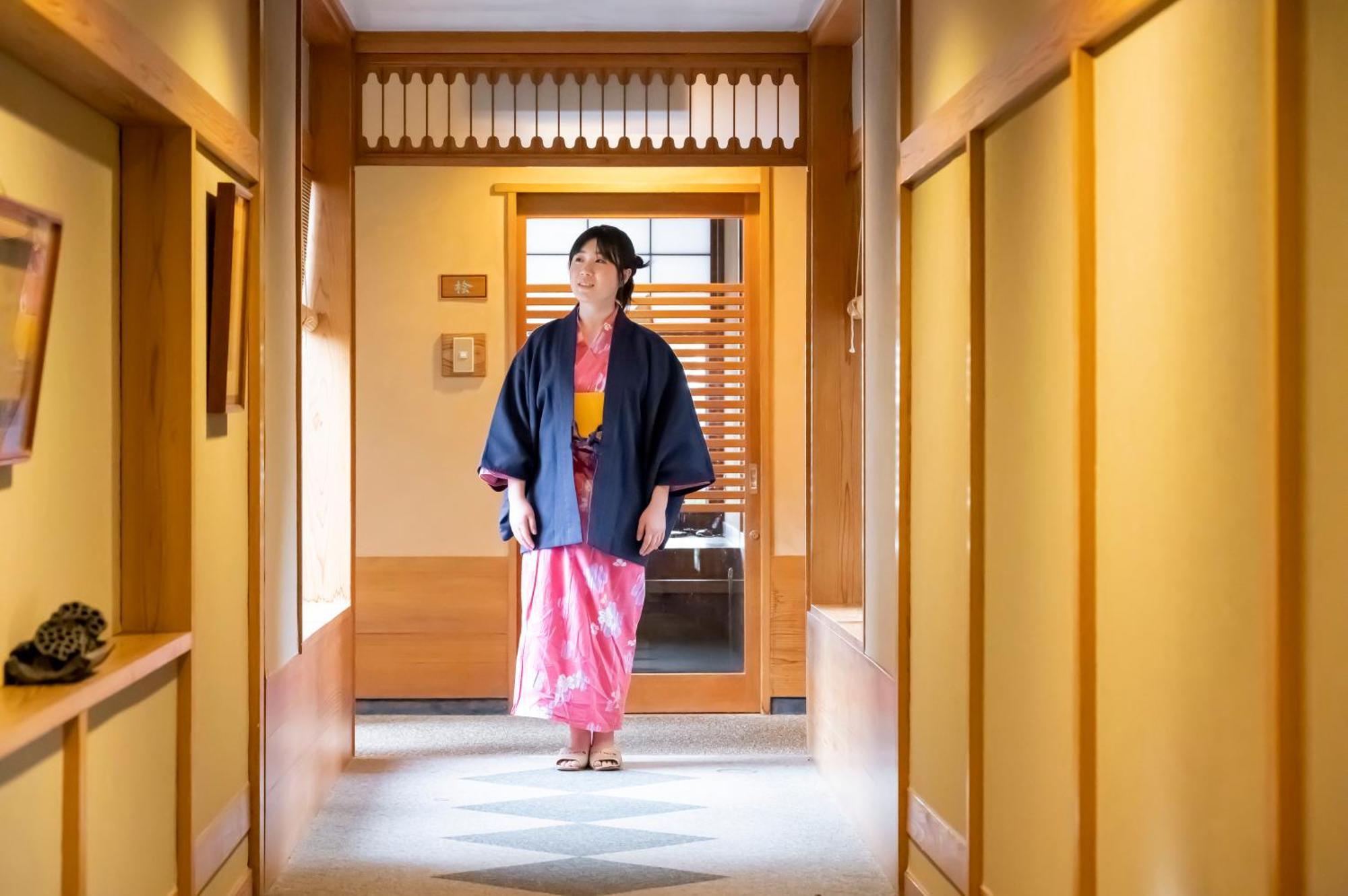Senkeien Tsukioka Hotel Kaminojama Kültér fotó