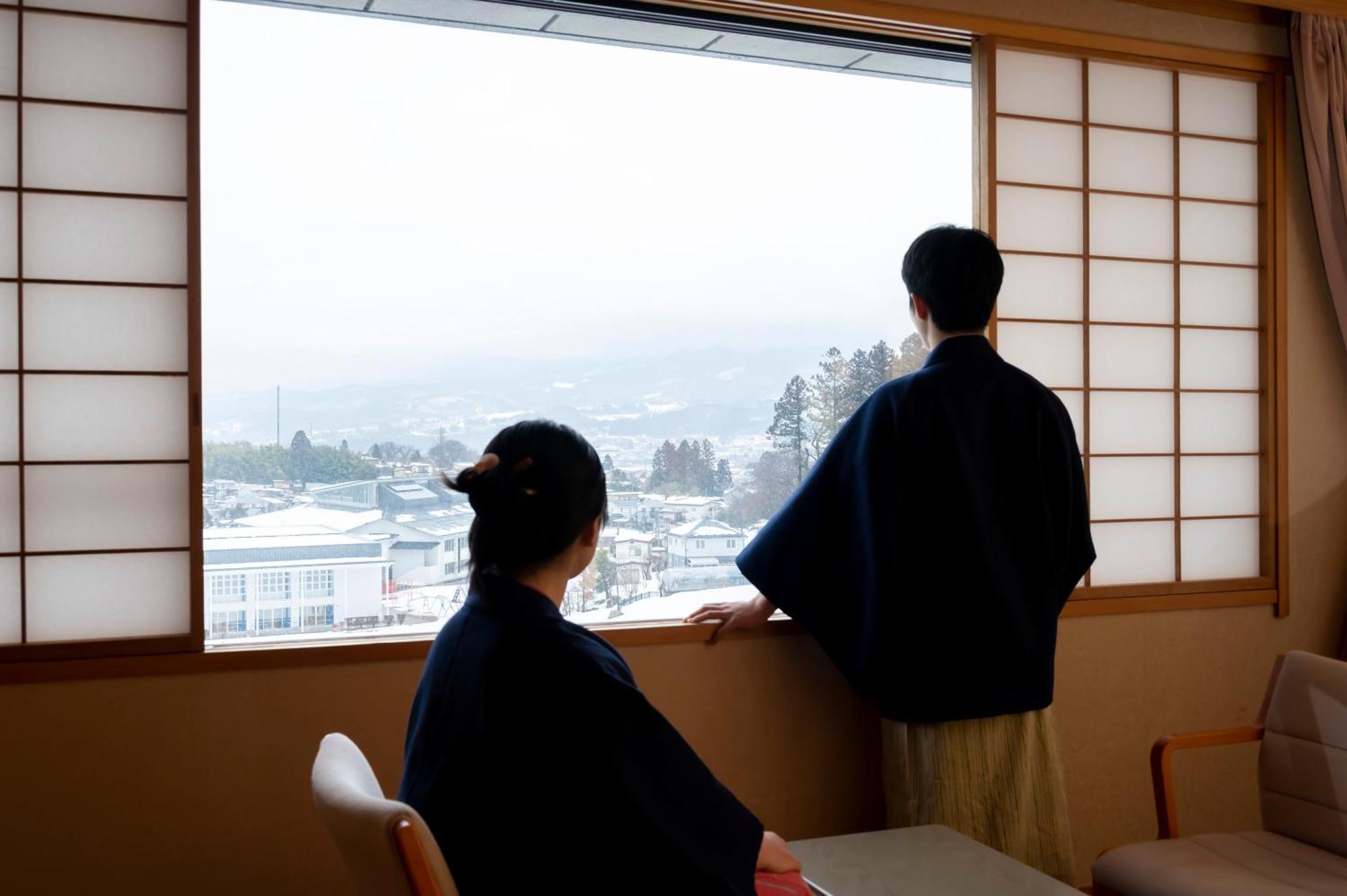 Senkeien Tsukioka Hotel Kaminojama Kültér fotó